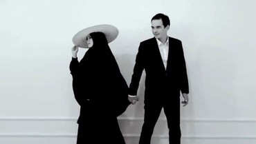 img-title Cerita Teddy Syach & Anne Kurniasih Perdana Rayakan Idul Fitri Bersama