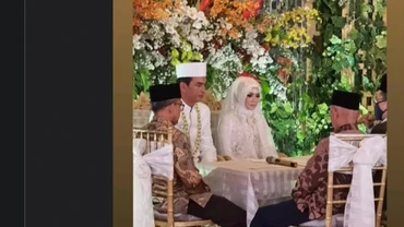 img-title Inikah Sosok Gadis Muda Istri Baru Teddy Syah?