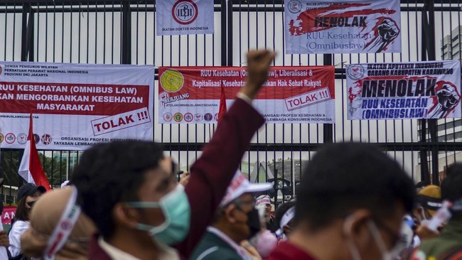 Kabar rencana pengesahan RUU Kesehatan dikonfirmasi Anggota Komisi IX DPR RI dari Fraksi NasDem Irma Suryani Chaniago.