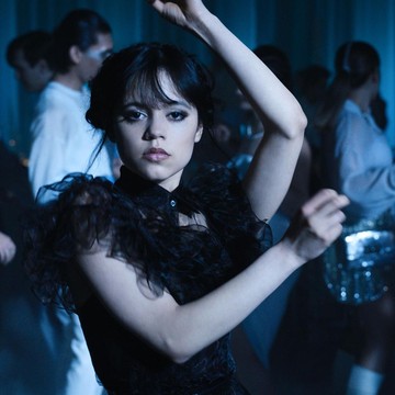 img-title 'Wednesday' Dikonfirmasi Bakal Hadir Lagi di Season 2, Intip Bocoran Sinopsisnya!