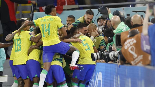 Rotasi pemain berpeluang dilakukan Tite, tapi Brasil tetap punya komposisi tim yang bagus meski menggunakan pemain pelapis kontra Kamerun di Piala Dunia 2022.