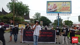 Gerakan Suara Rakyat Sumbar Demo Pasal Bermasalah RKUHP di Padang