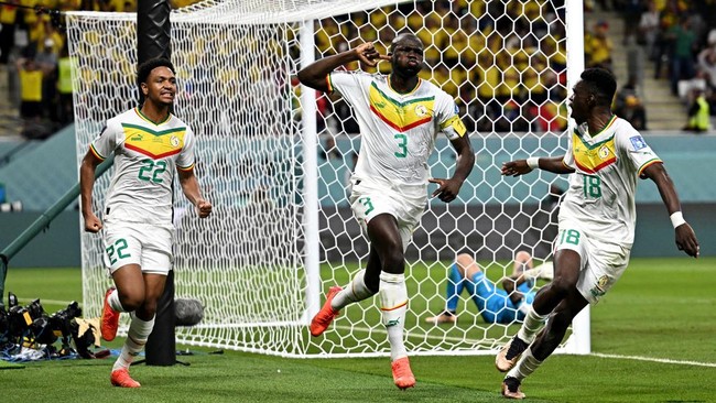 Kalidou Koulibaly mencetak gol penentu kemenangan timnas Senegal untuk mengamankan tiket babak 16 besar Piala Dunia 2022.