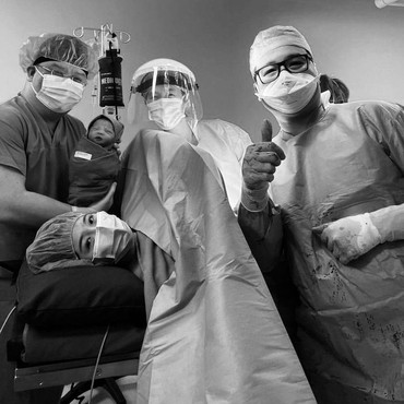 Seminggu Nikah, 7 Momen Istri Vincent Raditya Lahirkan Anak Pertama