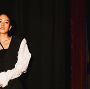 Bikin Heboh, Maudy Ayunda Tampil Edgy dan Fearless dalam Balutan Gaun Hitam