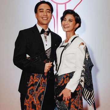 img-title Inspirasi Outfit Santai ala Vidi Aldiano dan Sheila Dara untuk Kencan