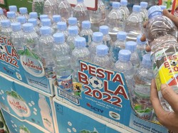 Sponsor Resmi Siaran Pesta Bola 2022, Le Minerale Punya Kemasan Khusus
