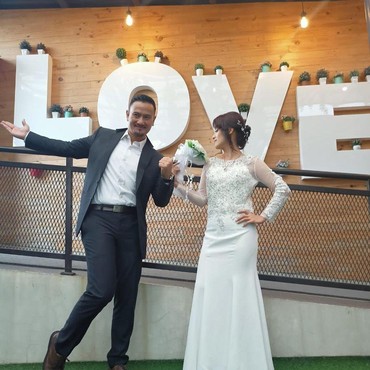 7 Potret Mudjie Massaid Adik Ipar Angelina Sondakh Resmi Nikahi DJ