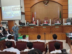 Hakim Kaget Sambo Bisa Koreksi Berita Acara Interogasi: Luar Biasa Sekali
