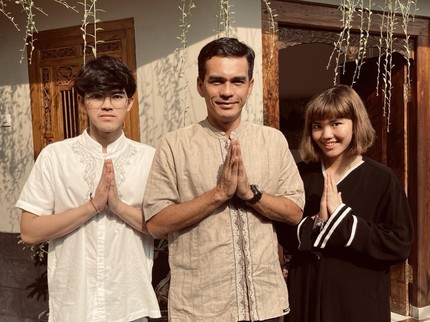 Cara Istri Baru Teddy Syach Ambil Hati Keluarga, Ajak Anak Masak Bareng