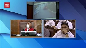 VIDEO: Nobar Video CCTV Rumah Pribadi Ferdy Sambo di Ruang Sidang