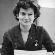 Mengenal Valentina Tereshkova, Perempuan Pertama yang Melakukan Perjalanan ke Luar Angkasa