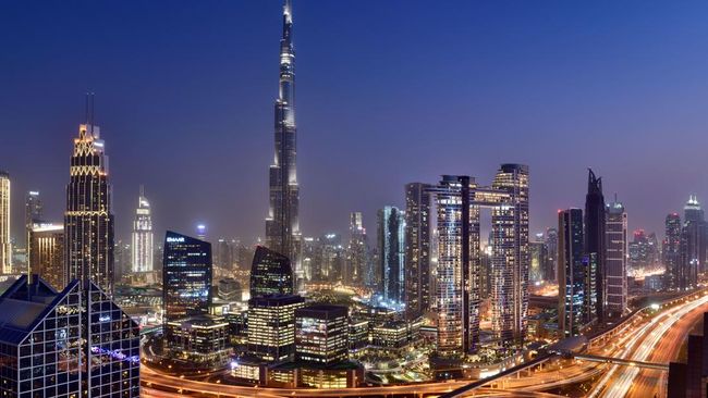 Dalam serial Dubai Bling di Netflix, kamu akan melihat lokasi-lokasi mewah tempat tinggal para sosialita di Dubai, UEA. 