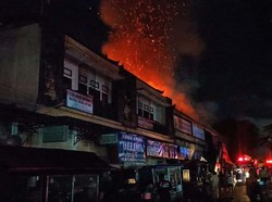 Pedagang Dengar Letupan Keras Sebelum 56 Kios Pasar Mengwi Terbakar