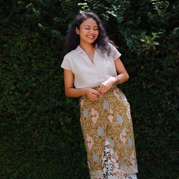 Diam-diam Dea Panendra Ternyata Sudah Menikah dengan Pria Portugal