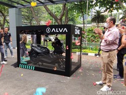 ALVA Klaim Bisa Produksi 100 Ribu Unit Motor Listrik Setahun di Cikarang