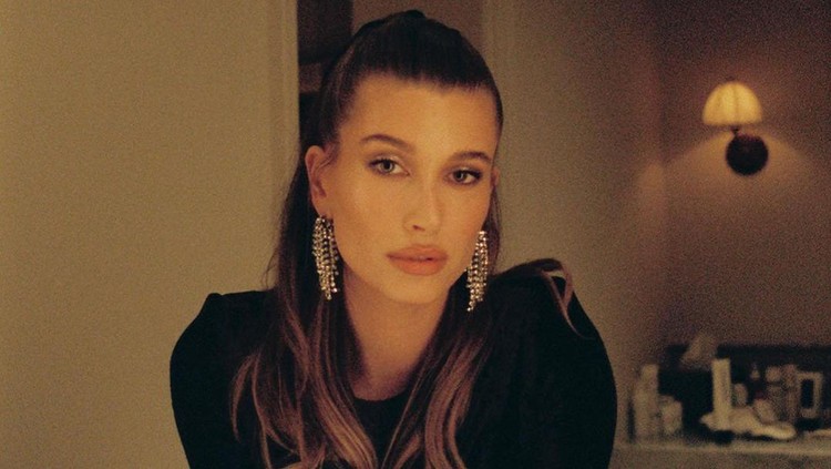 Hailey Bieber