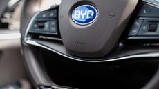 Plug-In Hybrid BYD Bikin Ketar-ketir Toyota dan VW, 2,9 Liter/100 Km