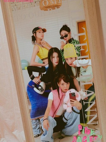 Mendekati Akhir Tahun, Intip Potret Menawan Sederet Girl Group K-Pop Dalam Pemotretan Season's Greeting 2023