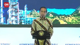 VIDEO: Jokowi Tegaskan Target Investasi 1200 Trilyun Harus Tercapai