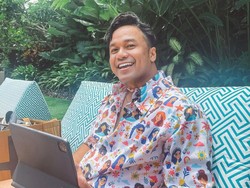Sosok Wanita Sukses di Mata Tities Sapoetra