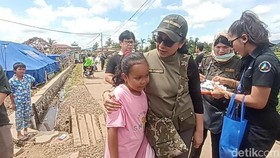 img-title Kepedulian CT ARSA Beri Trauma Healing untuk Anak Korban Gempa Cianjur