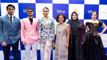 Penampilan Artis Top Indonesia di Blue Carpet Moment Disney Content Showcase