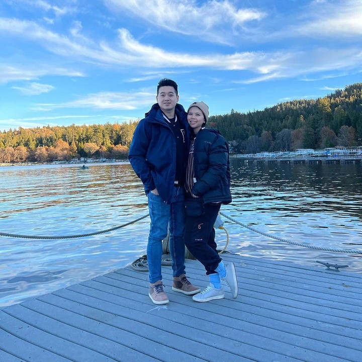 <p>Selain pujian mesra, momen liburan manis yang pasangan ini bagikan juga disebut sebagai honeymoon. "Aww...awww....awww pasutri panutankuhh," ujar @greys***. (Foto: Instagram @greyspolii dan @felixdjimin)<br /><br /><br /></p>