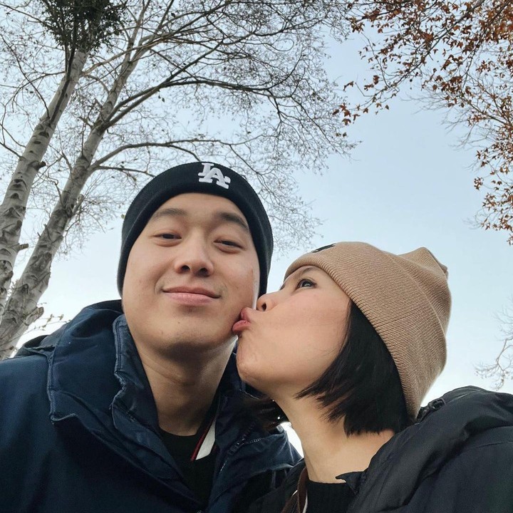 <p>Melihat potret-potet yang penuh kebahagiaan tersebut, netizen juga memberikan doa kepada mereka. "Sehat selalu kak ge suami, beserta keluarga," sambung @citra****. (Foto: Instagram @greyspolii dan @felixdjimin)</p>