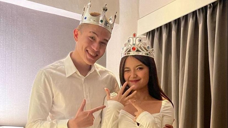 Julian Jacob Lamar Mirriam Eka Julian Jacob Lamar Mirriam Eka