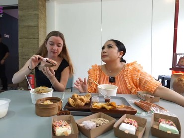 img-title Sosok Stacey Ryan 'Fall In Love Alone' yang Diajak Makan Bareng Nagita Slavina
