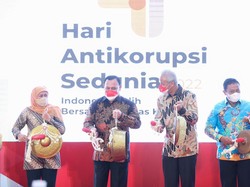 Ganjar Ajak Sekolah untuk Kreatif Terapkan Pendidikan Antikorupsi
