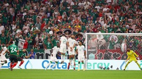 Hasil Piala Dunia: Menang 2-1 Atas Saudi, Meksiko Gagal ke 16 Besar