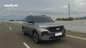 VIDEO: Jajal 'Kepribadian Ganda' Wuling Almaz Hybrid