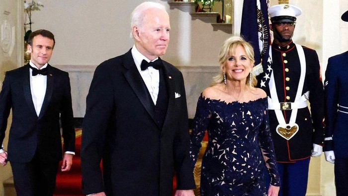 Beda Gaya Jill Biden dan Brigitte Macron di White House State Dinner