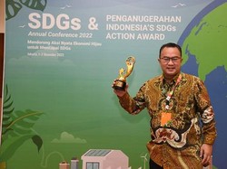 Top! IPB University Raih Perguruan Tinggi Terbaik 1 di Indonesias SDGs Action Awards 2022
