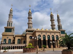 10 Wisata Religi Kalimantan Timur yang Sarat Makna Sejarah