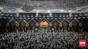 Rizieq Sebut Tim Gegana Polri Sisir Masjid At-Tin Semalam