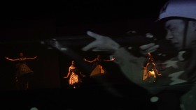 FOTO: Perpaduan Seni Teater dan Film dalam Setelah Lewat Djam Malam