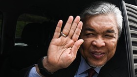 Netizen Malaysia Sewot Anwar Pilih Wakil PM Terjerat Korupsi