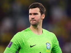 Ada Apa dengan Alisson Becker?