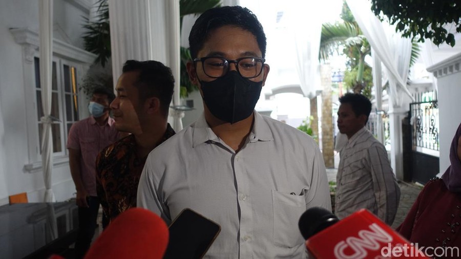 Allen Adam Rinaldy Gudono, kakak laki-laki Erina Sofia Gudono ditemui di Mlati, Sleman, Sabtu (3/12/2022).