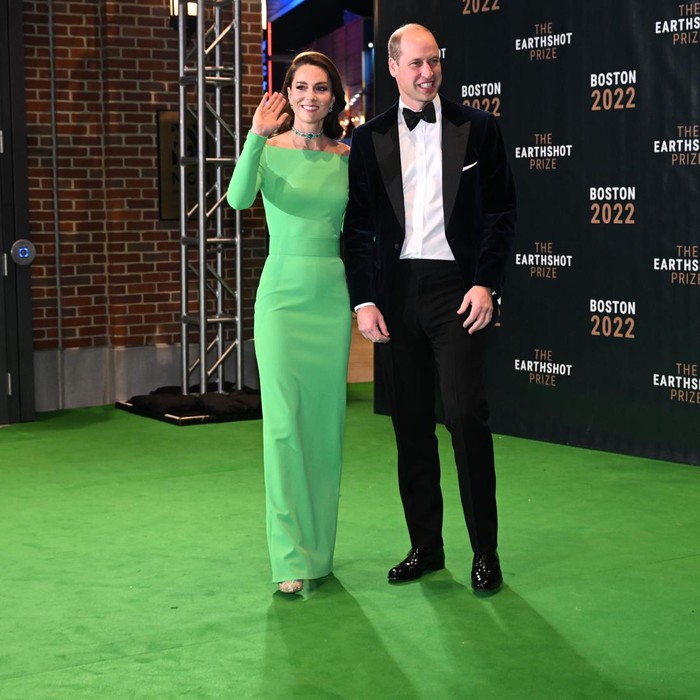 BOSTON, MASSACHUSETTS - DECEMBER 02: Prince William, Prince of Wales and Catherine, Princess of Wales are seen backstage after The Earthshot Prize 2022 at MGM Music Hall at Fenway on December 02, 2022 in Boston, Massachusetts. The Prince and Princess of Wales are visiting the coastal city of Boston to attend the second annual Earthshot Prize Awards Ceremony, an event which celebrates those whose work is helping to repair the planet. During their trip, which will last for three days, the royal couple will learn about the environmental challenges Boston faces as well as meeting those who are combating the effects of climate change in the area. (Photo by Samir Hussein/WireImage)