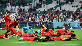 img-title FOTO: Momen Haru Korea Selatan Lolos 16 Besar Piala Dunia 2022