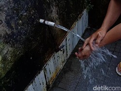 Warga Kompak Jaga Tanah Leluhur di Kampung Matahari Kesiangan