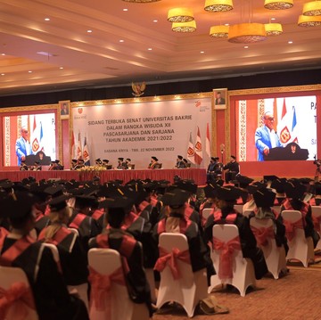 img-title Bikin Seruangan Tertuju Padamu, Yuk Persiapkan Kulit Glowing Jelang Wisuda Bareng POND'S!