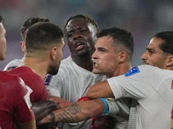 Tensi Tinggi Serbia Vs Swiss Diwarnai Gestur Pegang Penis hingga Ricuh