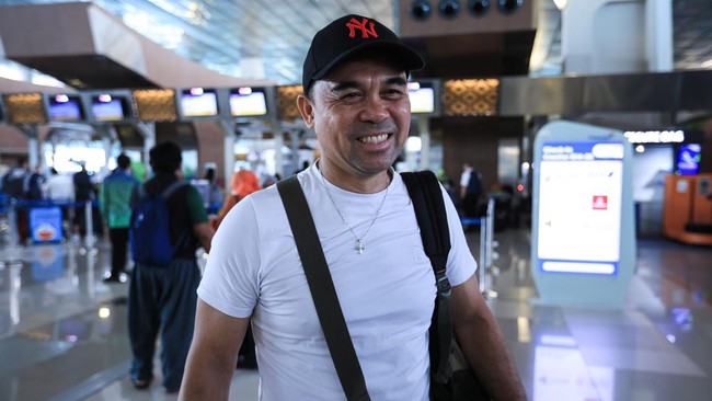 Kabid Binpres PBSI Rionny Mainaky memastikan akan menurunkan tim kuat dan bukan sekadar tim pelapis untuk SEA Games 2023 di Kamboja.