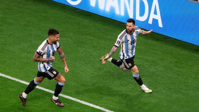 Belanda vs Argentina bakal menjadi panggung tiga duel kunci para pemain masing-masing tim di perempat final Piala Dunia 2022.