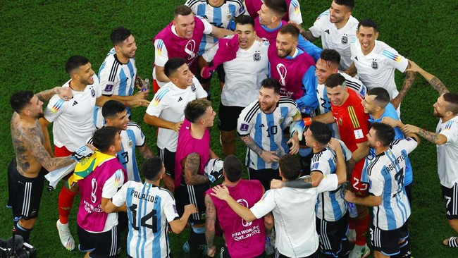 Perbandingan Messi dan Ronaldo dalam 1.000 Penampilan, Siapa Unggul? Siapa yang lebih unggul antara Lionel Messi dan Cristiano Ronaldo dilihat dari gol dan assist selama 1.000 laga?